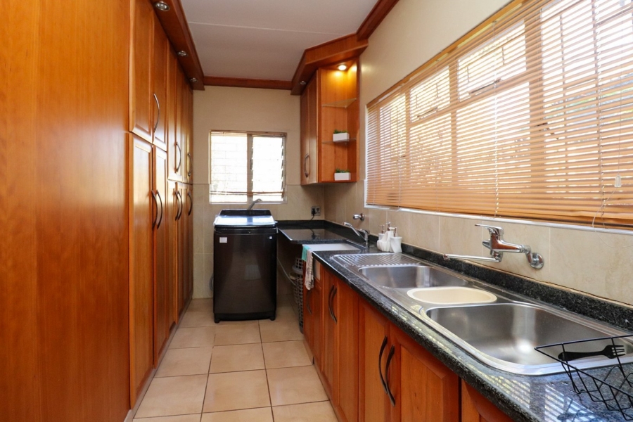 3 Bedroom Property for Sale in Wilkoppies North West